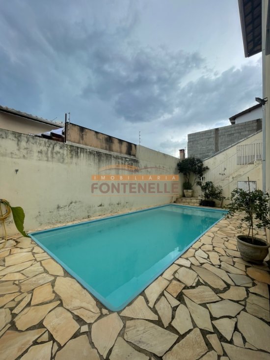 casa-venda-ponte-nova-1038343